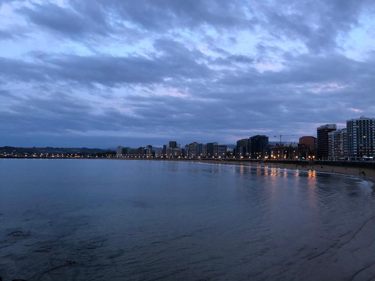 Alojamientos Muelle de Gijón Exterior foto